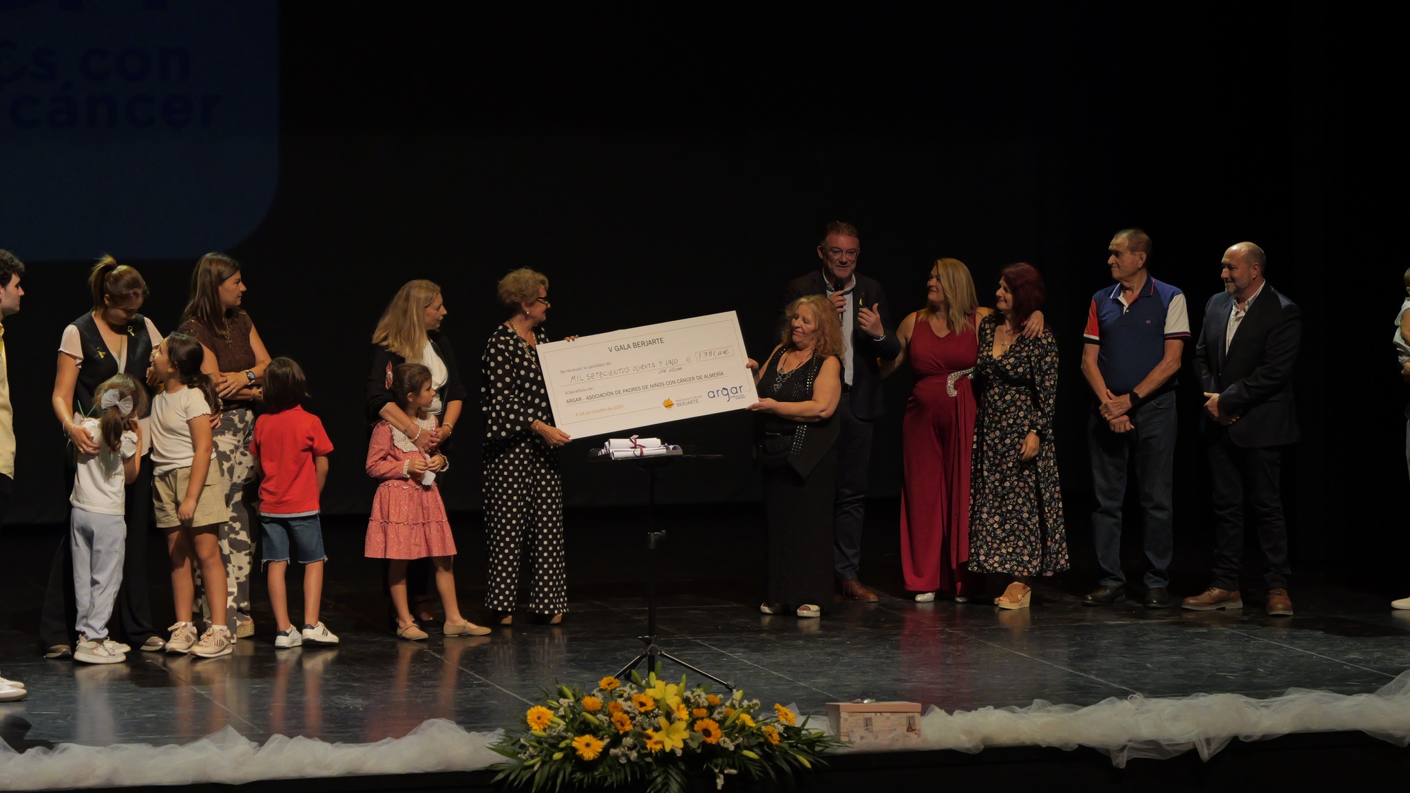 Éxito de la V Gala Berjarte, que recauda 1.780 euros a beneficio de la Asociación ARGAR